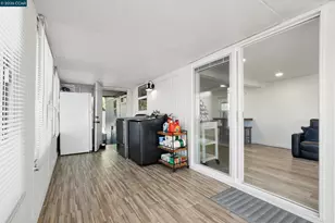 32 Galloway Dr, Concord, CA 94518 - Photo 7