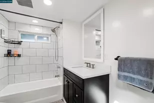 32 Galloway Dr, Concord, CA 94518 - Photo 19