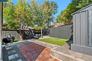 32 Galloway Dr, Concord, CA 94518 - Photo 25