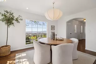 165 Bell Ave, Piedmont, CA 94611 - Photo 15