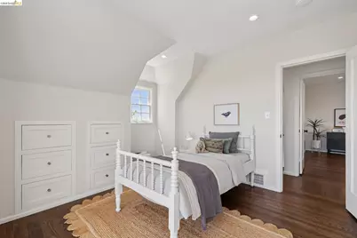 165 Bell Ave, Piedmont, CA 94611 - Photo 33