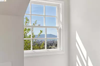 165 Bell Ave, Piedmont, CA 94611 - Photo 41