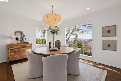 165 Bell Ave, Piedmont, CA 94611 - Photo 17