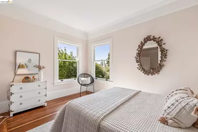 1715 Oakland Ave, Piedmont, CA 94611 - Photo 45