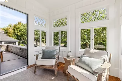 1715 Oakland Ave, Piedmont, CA 94611 - Photo 25