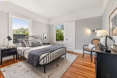 1715 Oakland Ave, Piedmont, CA 94611 - Photo 37