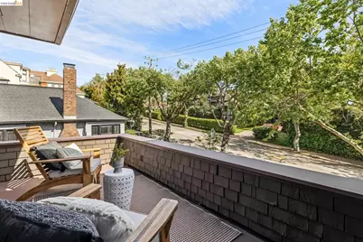 1715 Oakland Ave, Piedmont, CA 94611 - Photo 27
