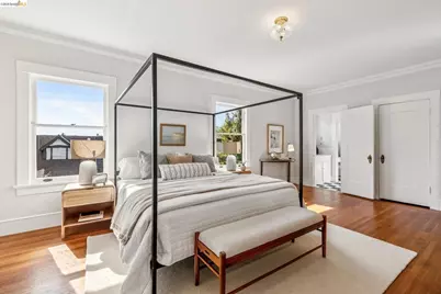 1715 Oakland Ave, Piedmont, CA 94611 - Photo 23