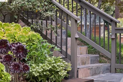 2929 Holyrood Drive, Oakland, CA 94611 - Photo 5