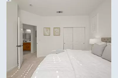 215 Olive Hill Dr, San Jose, CA 95125 - Photo 17