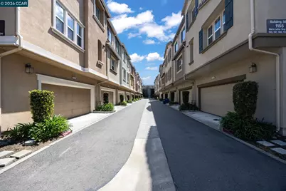 1147 Martin Luther King Dr, Hayward, CA 94541 - Photo 43