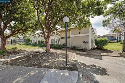 504 Athena #5, Hercules, CA 94547 - Photo 27