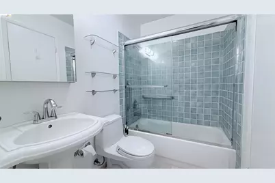 6 Captain Dr. #E428, Emeryville, CA 94608 - Photo 23