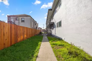 6628 Helen Ct, Oakland, CA 94608 - Photo 43