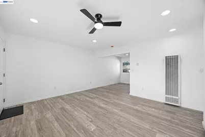 6628 Helen Ct, Oakland, CA 94608 - Photo 23