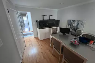 7672 Surrey Ln, Oakland, CA 94605 - Photo 9