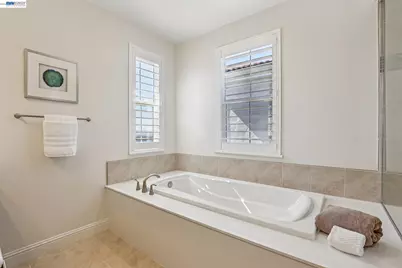 28719 Vista Grande Dr, Hayward, CA 94544 - Photo 29