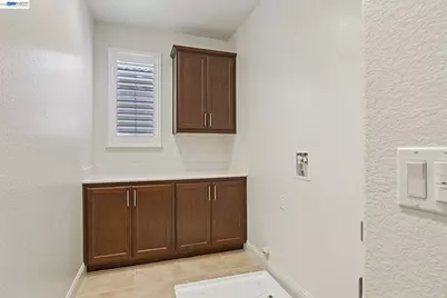 28719 Vista Grande Dr, Hayward, CA 94544 - Photo 19