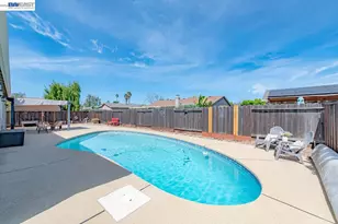 1184 Crystal Cir, Livermore, CA 94550 - Photo 41