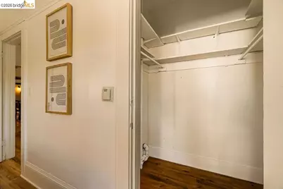 970 39th St, Oakland, CA 94608 - Photo 49