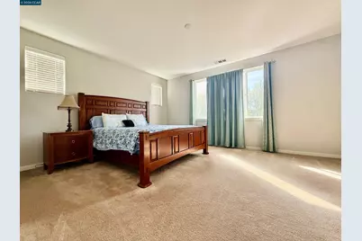 307 Birmingham Ct, Fairfield, CA 94534 - Photo 9