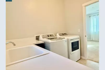 307 Birmingham Ct, Fairfield, CA 94534 - Photo 23