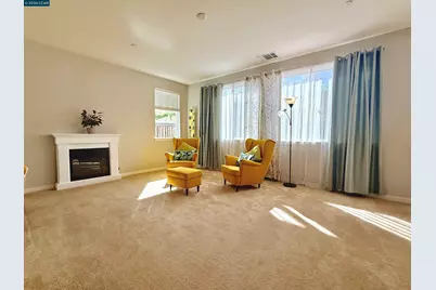 307 Birmingham Ct, Fairfield, CA 94534 - Photo 7