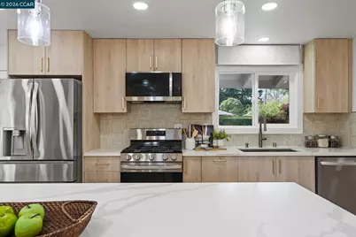 1661 Marta Dr, Pleasant Hill, CA 94523 - Photo 19