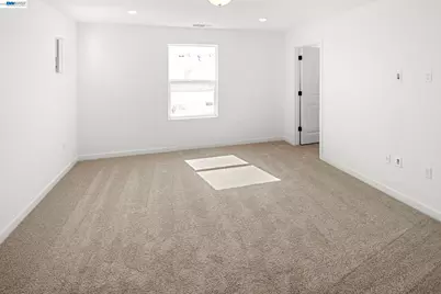 863 Pecan Tree Ln, Galt, CA 95632 - Photo 11