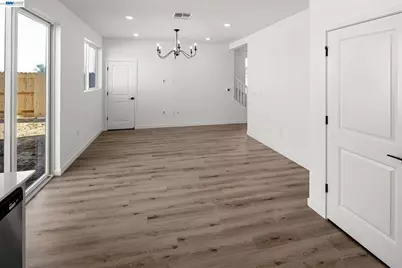 863 Pecan Tree Ln, Galt, CA 95632 - Photo 7