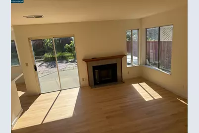2268 Oak Hills Dr, Pittsburg, CA 94565 - Photo 11