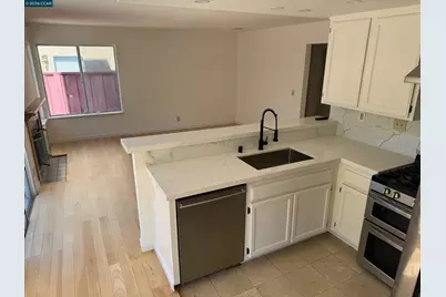 2268 Oak Hills Dr, Pittsburg, CA 94565 - Photo 13