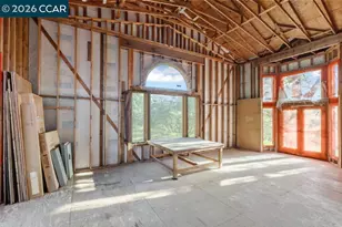 98 Oak Springs Dr, Napa, CA 94558 - Photo 23