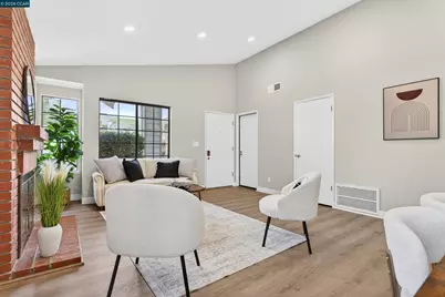 2413 Christian Ct, Pinole, CA 94564 - Photo 9