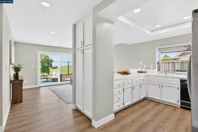 2413 Christian Ct, Pinole, CA 94564 - Photo 21