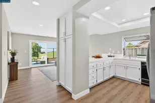 2413 Christian Ct, Pinole, CA 94564 - Photo 21