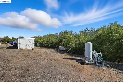 10638 Toews Ave, Le Grand (also Legrand), CA 95333 - Photo 29