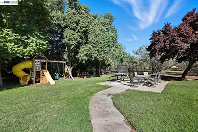 10638 Toews Ave, Le Grand (also Legrand), CA 95333 - Photo 23