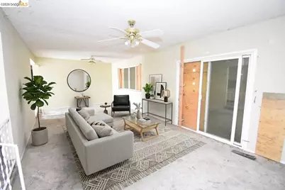 1013 Colonial Ct, Modesto, CA 95350 - Photo 17