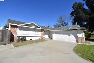 1013 Colonial Ct, Modesto, CA 95350 - Photo 3