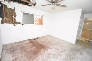 1013 Colonial Ct, Modesto, CA 95350 - Photo 25