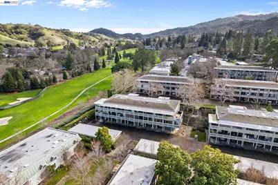 2772 Tice Creek Dr #4, Walnut Creek, CA 94595 - Photo 45