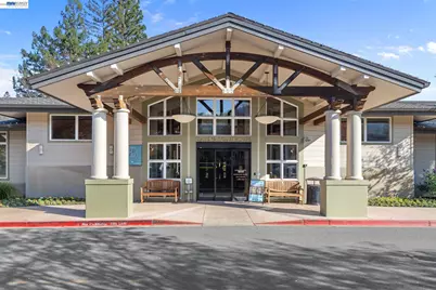 2772 Tice Creek Dr #4, Walnut Creek, CA 94595 - Photo 37