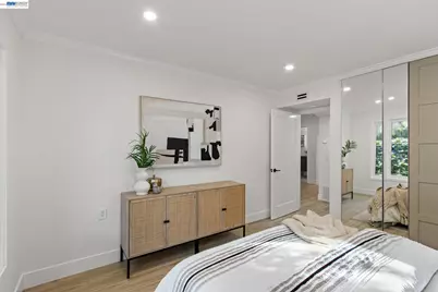 2772 Tice Creek Dr #4, Walnut Creek, CA 94595 - Photo 23