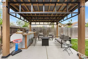 502 Chablis Way, Manteca, CA 95337 - Photo 25