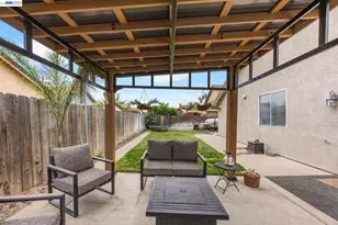 502 Chablis Way, Manteca, CA 95337 - Photo 29