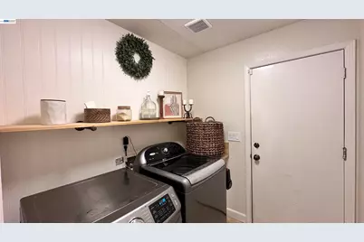 502 Chablis Way, Manteca, CA 95337 - Photo 5