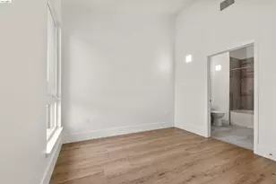 1545 32nd St, Oakland, CA 94608 - Photo 13