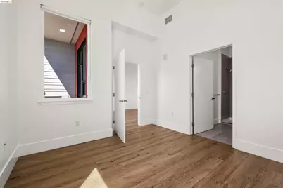 1545 32nd Street #208, Oakland, CA 94608 - Photo 17