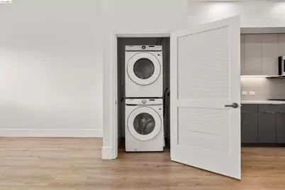 1545 32nd Street #208, Oakland, CA 94608 - Photo 21